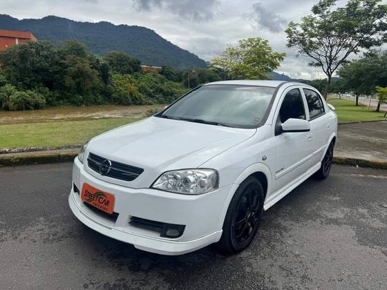 CHEVROLET ASTRA 2.0 MPFI ELEGANCE 8V FLEX 4P MANUAL CHEVROLET ASTRA 2.0 MPFI ELEGANCE 8V FLEX 4P MANUAL